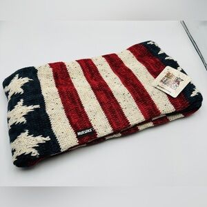 NWT MUKLUKS American Flag Infinity Sweater Scarf Red Blue Stars Stripe Patriotic